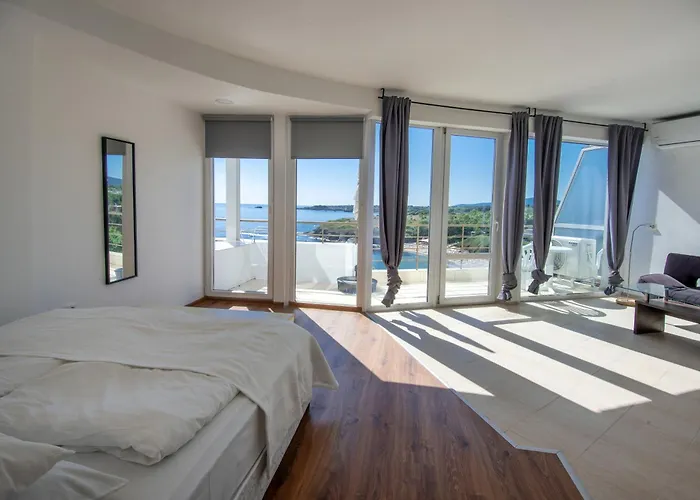 Хотел Romance 3*