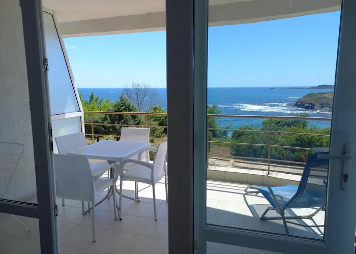 Romance Хотел Китен